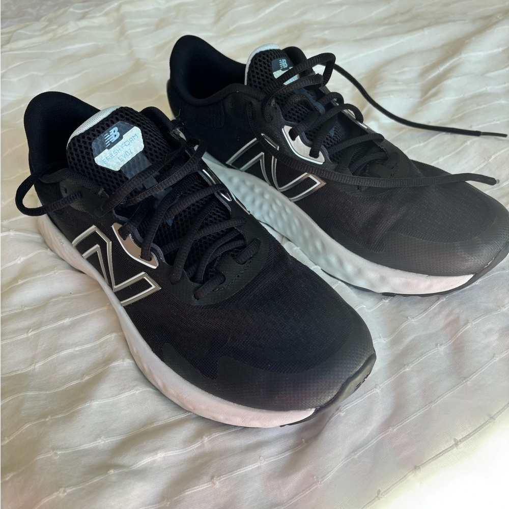 New Balance Black and White Athletic Shoes - Picture 5 of 5
